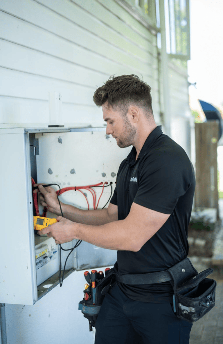 aidan short from sorted electrical